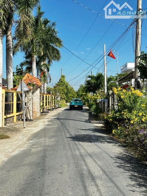 200m đất thổ cư Mỹ Lộc Cần Giuộc đường bê tông chỉ 1tỷ1 hết đất .