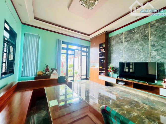 Nhà TO Ymoan (7x25m) Xây Ở 2 Tầng Móng Băng Rất Kiên Cố | Đường 2Oto Né Nhau - Giá Tốt !