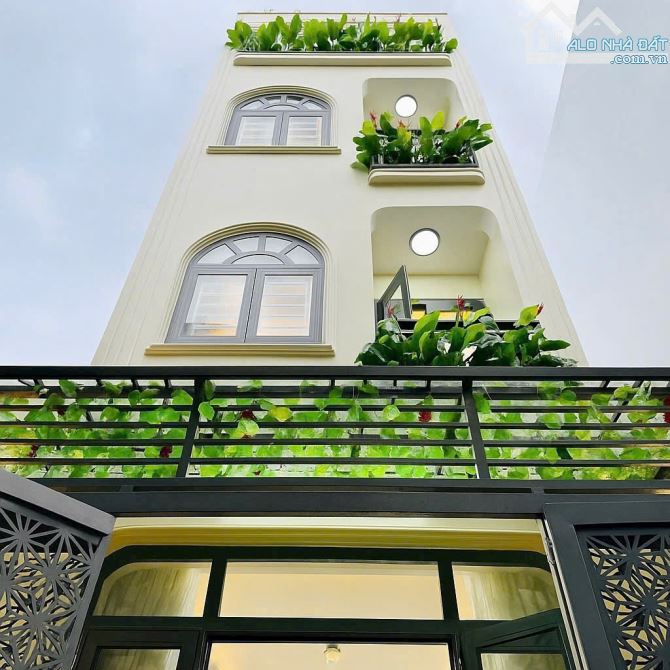 Bán nhà hẻm xe hơi đường Phạm Văn Chiêu, P.14, 3,7 x 13, 4 tầng, 4PN giá 5.8 tỷ tl