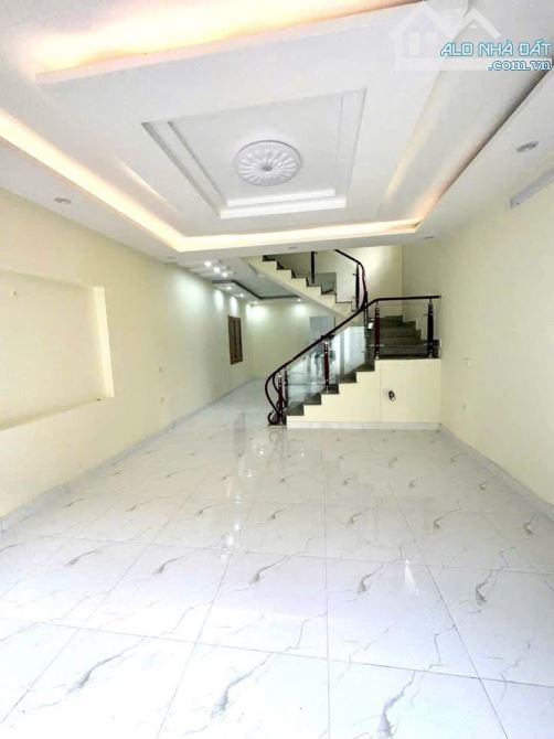 Bán nhà 3 tầng Đông An, Thành Tô, Hải An 52,9m2, giá 2,99tỷ