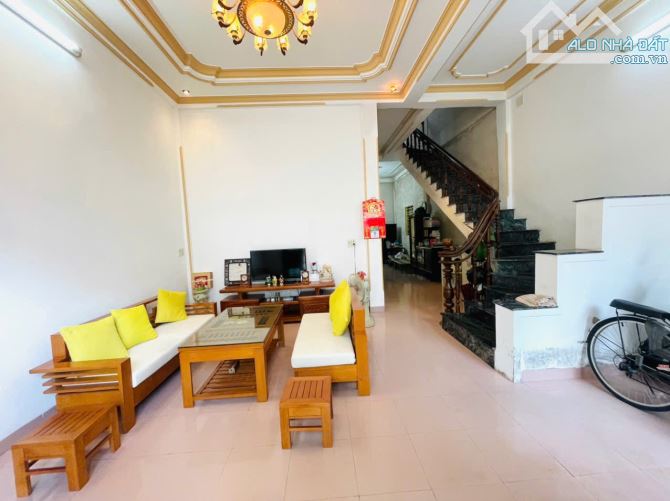 🏠🏠NHÀ 2 TẦNG KIỆT OTO PHAN CHU TRINH, TP HUẾ