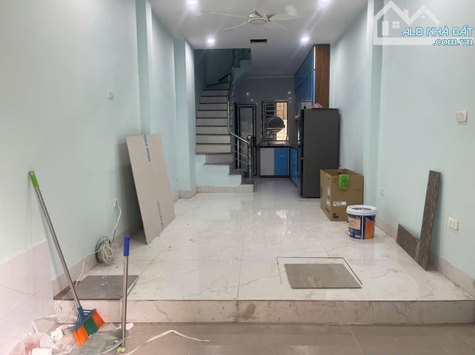 BÁN NHÀ PHỐ PHƯƠNG MAI, 2 MẶT NGÕ, CẠNH VINCOM, FULL NỘI THẤT, DT 35M2*5 TẦNG* GIÁ 8,5 TỶ