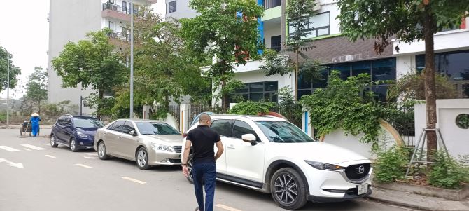 Bán đất Khu đấu giá X7 Vườn Đào, Uy Nỗ, Đông Anh: DT 115M2, MT 7M, giá đầu tư!