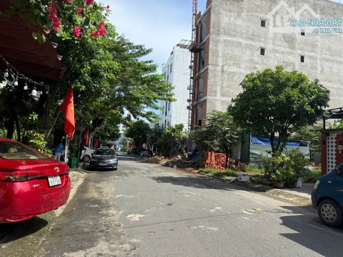 Bán cặp đất MT( Kẹp Cống) đường 7m5 Nguyễn Minh Chấn, cạnh ĐH Duy Tân, DT 10x20m