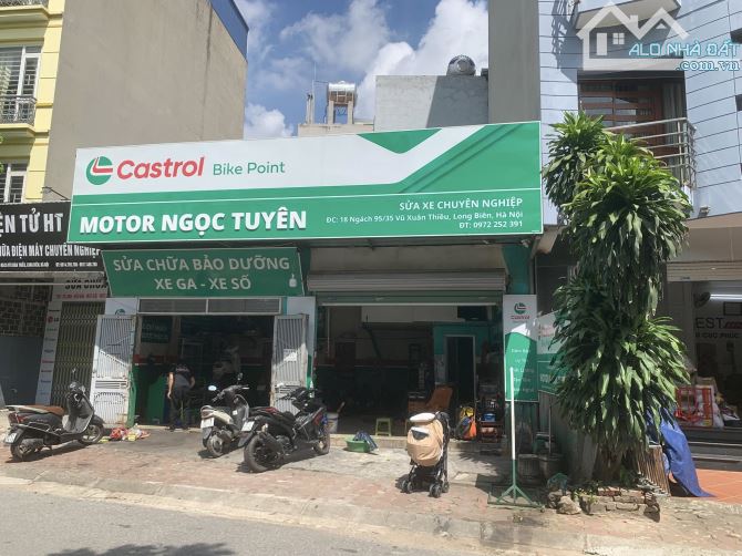 Bán mảnh đất CỰC HIẾM mặt hồ Bồ Đề 90m, MT 6m, đường ô tô tránh, kinh doanh 26.8 tỷ.