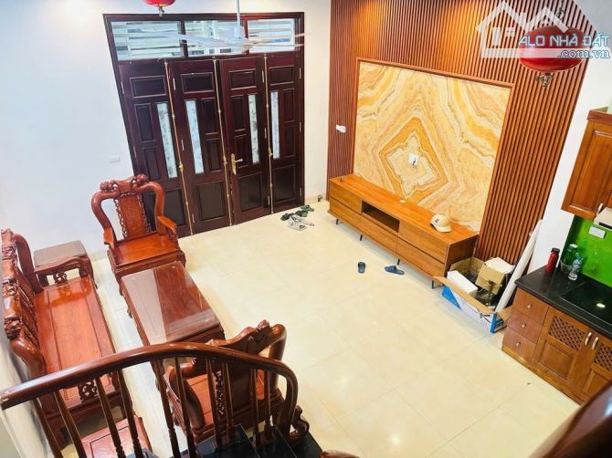🏡 BÁN NHÀ TRÚC KHÊ – 6 TẦNG ĐẸP Ở NGAY ✨