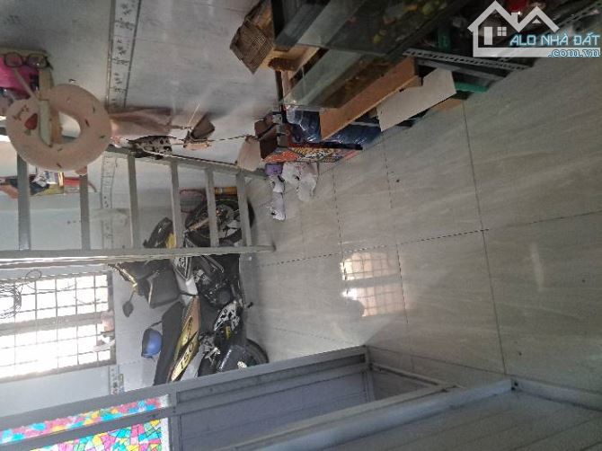 Bán nhà hẻm Nguyễn văn Quỳ P Tân Thuận Đông Quận 7. 68m2