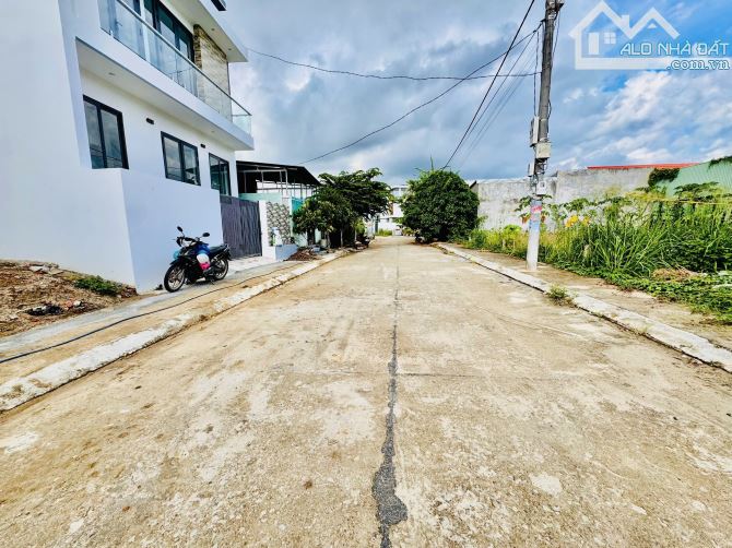 Bán lô đất thổ cư đẹp khu TĐC Bầu gáo, TT Diên Khánh, đường oto thông thoáng gần chợ Thành