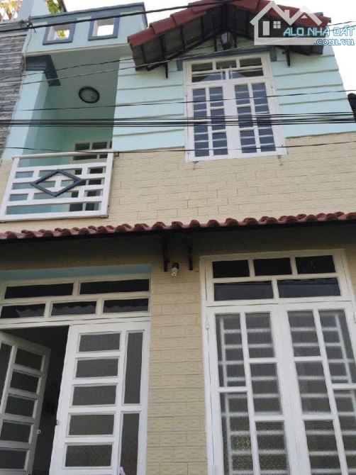 🔥Nhà 2 tầng đường TX33 phường THẠNH XUÂN Q12.dt 64 (8mx8m) hẻm ô tô 💵 3,9tỷ.