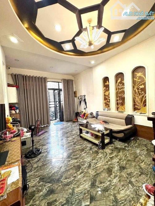 Bán nhà hai mặt tiền hẻm ĐẸP đường Lê Đức Thọ, P. 17, Q. Gò Vấp
