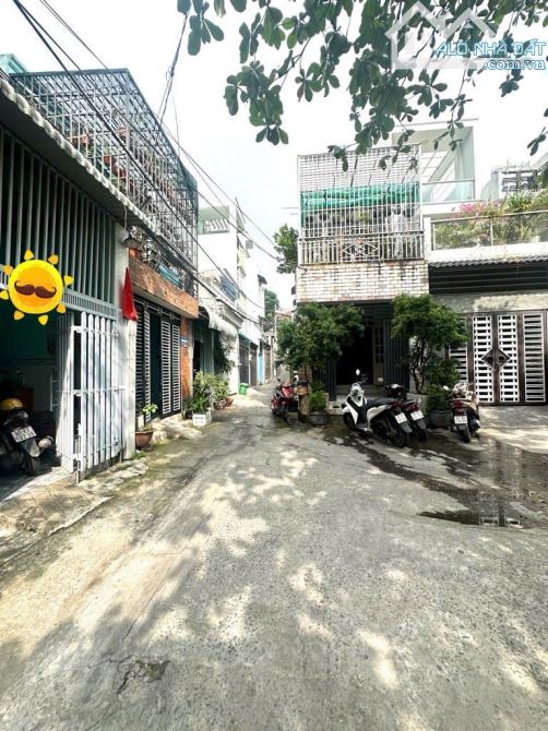 “GẤP BÁN GIẢM 50TRIỆU NHÀ ĐẸP VIP LINH TÂY  72M2( 5.2 ❌12M), NỞ HẬU 7.5M 3PN-HẺM XE HƠI- S