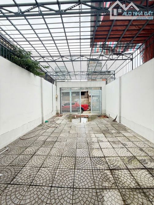 🔥Nhà 4 Tầng hẻm 6m. đường HÀ HUY GIÁP phường THẠNH LỘC Q12.dt 175m2 (5.7mx38m) 💵 10,5tỷ.