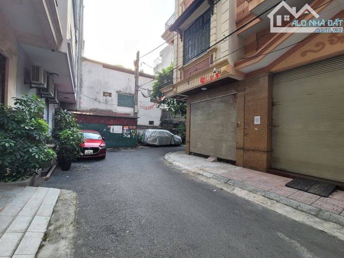 Bán Nhà Kim Ngưu 58m2, 4 Tầng. Oto Tránh, Vỉa Hè 13.5 Tỷ