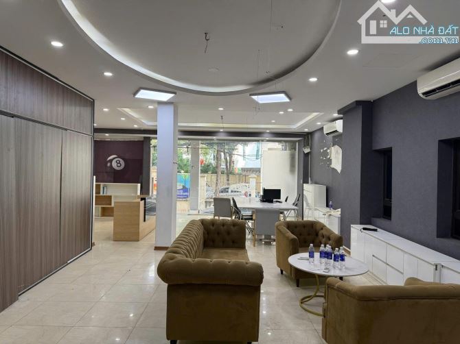 Cho thuê mặt bằng kd Lê Quang Đạo, Nam Từ Liêm, 120m2, mt 8m, 20tr