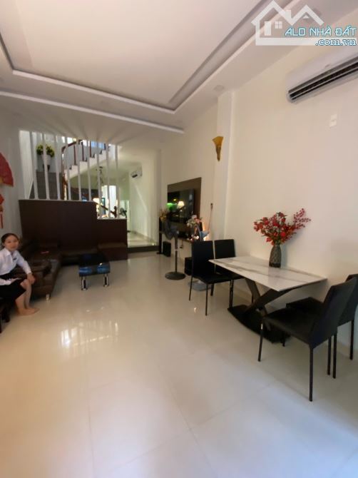 Chính chủ gửi bán nhà 3 tầng Mt Nguyễn Đăng Đạo -Hoà Cường Bắc -Hải Châu- Đà Nẵng.