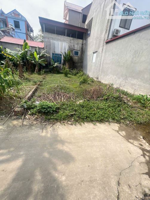 BÁN LÔ THỔ CƯ THÔN BÁI THƯỢNG, ĐOAN BÁI, HIỆP HÒA, BN. DT 93M2 MT 6M GIÁ 700TR