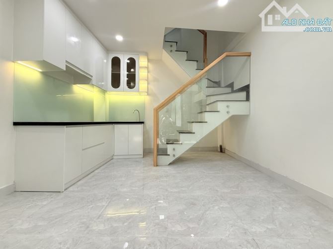 Bán nhà hẻm 1/ Đinh Bộ Lĩnh Bình Thạnh, 2PN, full nội thất xịn sò, chỉ 2.x tỷ