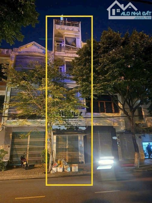 NHỈNH 9 Tỷ có nhà MẶT TIỀN dg NGUYỄN THỊ MINH KHAI ĐÀ NẴNG