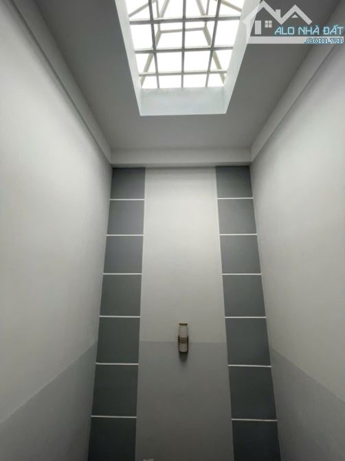 CAM KẾT 100% -XE HƠI NGỦ NHÀ CAO -70m2 - GẦN QUANG TRUNG-P8 -  6,8 TỶ