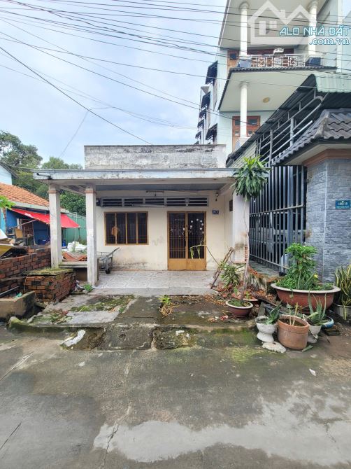4,8Tỷ TL🔥Bán đất 166m2.tặng nhà C4_Cách đường Nguyễn Thái Học 100m, p.Tân Đông Hiệp_Dĩ An