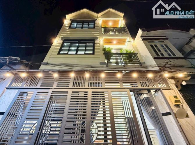 Bán nhà hẻm xe hơi vô nhà sát mặt tiền đường Phạm Văn Chiêu, P.14, 6,3 x 9, giá 6.5 tỷ tl
