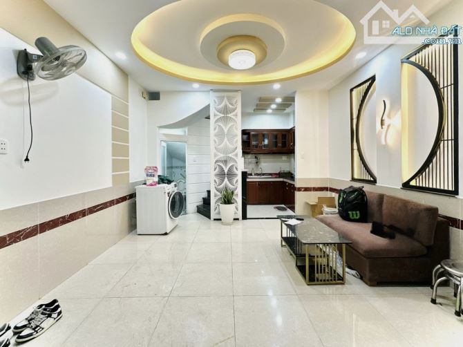 HIẾM NHÀ BÁN - HXH 7 CHỖ- ĐOÀN THỊ ĐIỂM- KHU PHAN XÍCH LONG, PN, ~30m2 ngang 4.1m, 5 TẦNG