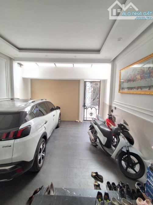 MẶT TIỀN ĐỒNG VĂN CỐNG – NHÀ 6 TẦNG – THANG MÁY – 110M² – GẦN TTHC, ĐẢO KIM CƯƠNG