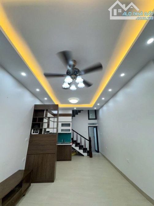 🌟 BÁN NHÀ TRUNG TÂM ĐỐNG ĐA – DIỆN TÍCH RỘNG – NGÕ THÔNG – BA GÁC ĐỖ CỬA – Diện tích : 36