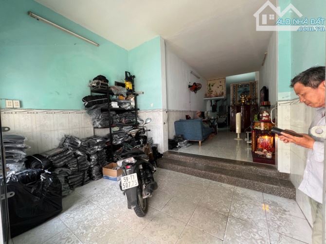 BÁN NHÀ ( 4x15 ) GẦN MT CÔ GIANG - TT QUẬN 1 - CHỈ 11 Tỷ