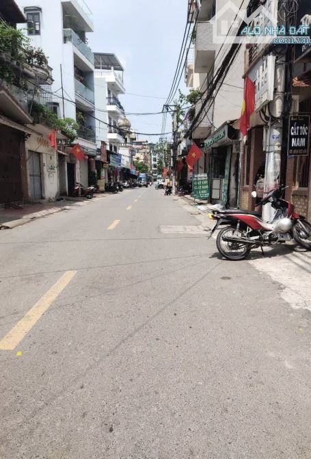Siêu hiếm bán nhà 6 tầng ô tô tránh, kinh doanh, Ba Đình, Giá 7 Tỷ