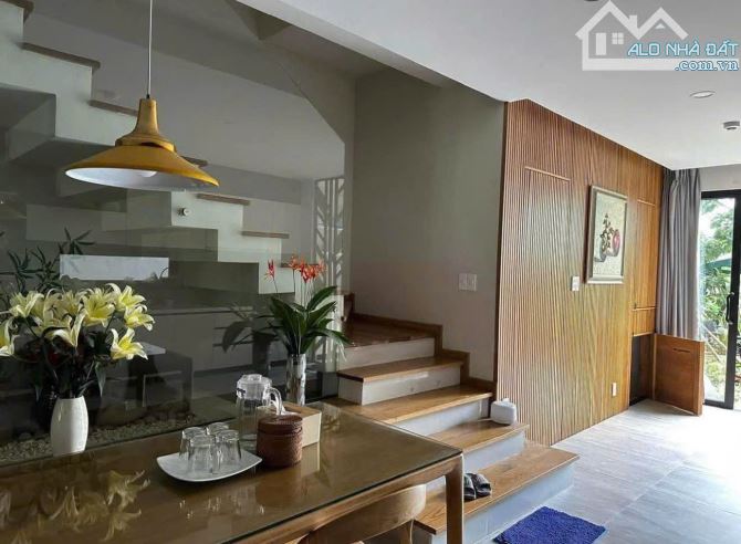 Cho thuê nhà sân vườn 2 phòng ngủ gần An Thượng