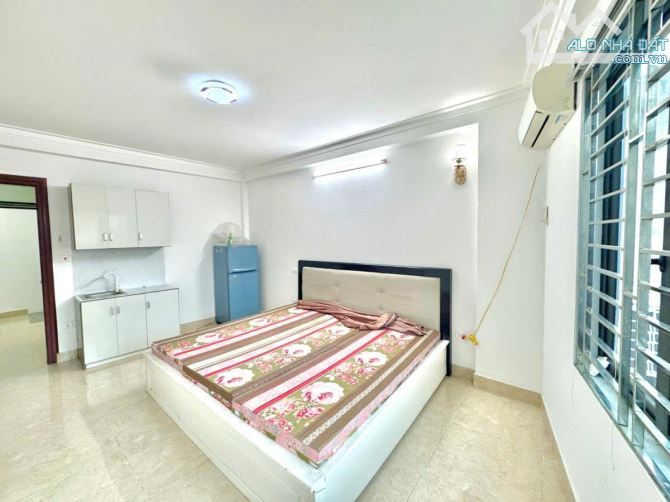 BÁN CĂN HỘ DÒNG TIỀN 30TR/ THÁNG - NGÕ 734 KIM GIANG 7T X 40M2 7 TỶ 8