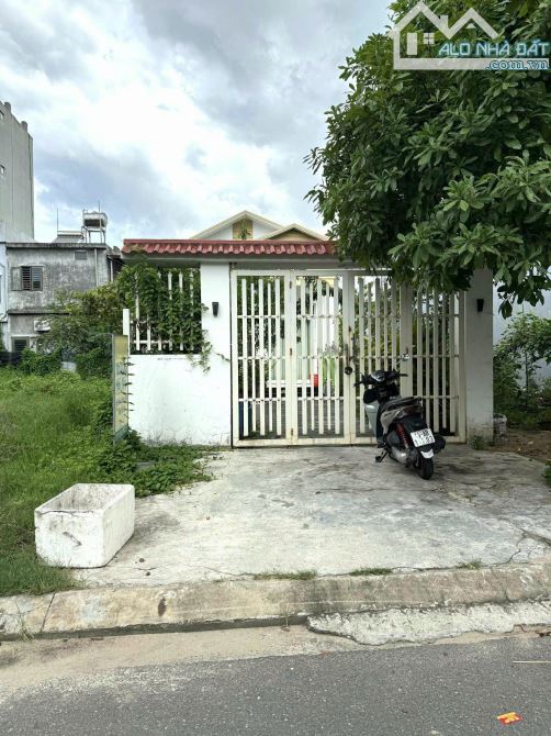 BÁN ĐẤT - TẶNG NHÀ C4 - ĐƯỜNG 10M5 NGUYỄN NHƯỢC PHÁP - 100M2 - 4.85 TỶ