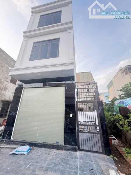 Bán căn nhà 3 tầng ngõ phố Bình Lộc, ph Lê Thanh Nghị, TP HP, 90m2, mt 4.89m, 3 ngủ, 2vs