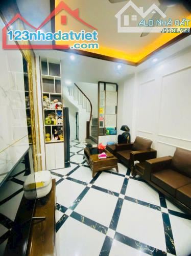 BÁN NHÀ LÔ GÓC YÊN NGHĨA HÀ ĐÔNG 35M2, 5 TẦNG, MT 3.4M, Ô TÔ ĐỖ CỬA