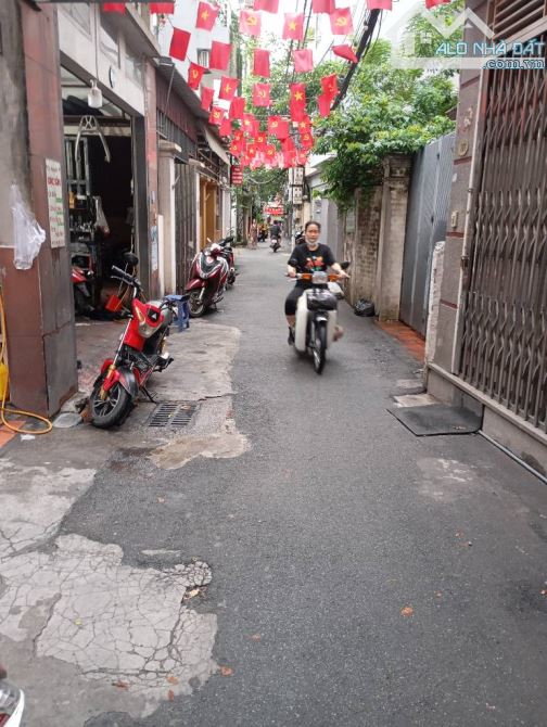 💥 NHÀ DÂN XÂY – Ô TÔ VÀO – GẦN HỒ BỒ ĐỀ – DÂN TRÍ CAO – GIÁ CHỈ NHỈNH 7 TỶ 💥  📐 Diện tí