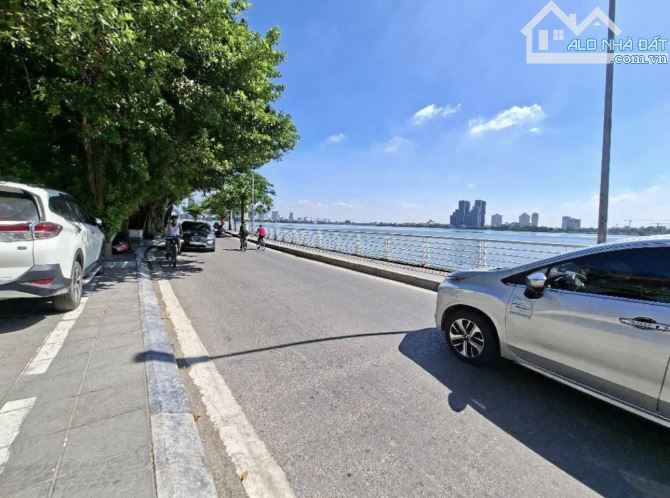 BÁN GẤP NHÀ RIÊNG PHỐ THUỴ KHUÊ CHU VĂN AN TÂY HỒ 80M 3 TẦNG GIÁ NHỈNH 14 TỶ SÁT PHỐ