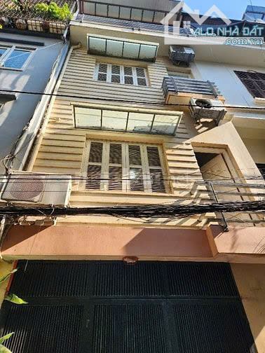 Cho thuê nhà nguyên căn ngõ 371 Đê La Thành, Ô Chợ Dừa, Đống Đa. DT 45m x 5 tầng, giá 18tr