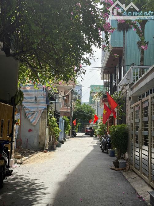 BÁN NHÀ 2 TẦNG – TRƯƠNG CHÍ CƯƠNG, HẢI CHÂU, ĐÀ NẴNG – Ô TÔ ĐỖ CỬA