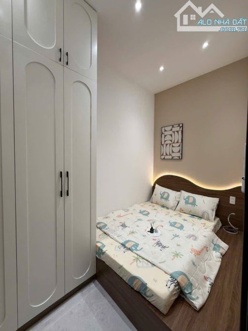 Nhà liền kề tỉnh lộ 10 giá tốt chưa đến 7 tỷ - 10