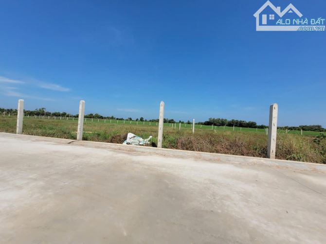 5x39 có thổ, gần cổng KCN. Đường bê tông. 350tr - 10