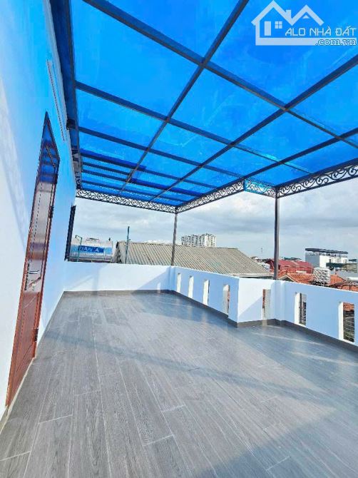 Bán nhà 5 tầng, full nội thất, trung tâm Phúc Lợi, diện tích 50m2, mặt tiền 4m, giá 6 tỷ+ - 10