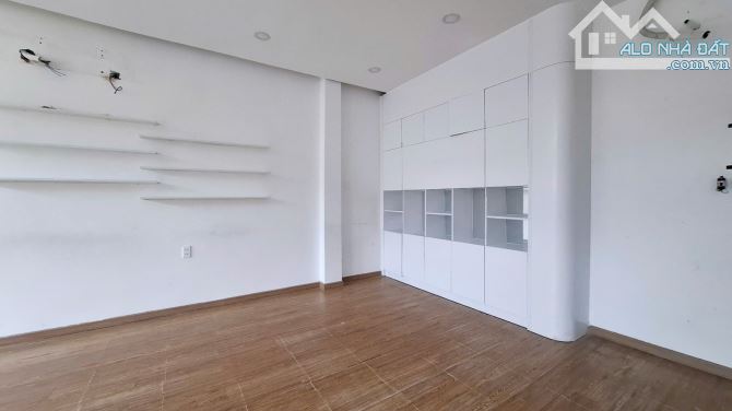 🔥 SIÊU PHẨM MẶT NGUYỄN TRI PHƯƠNG - VỊ TRI KD VÔ ĐỐI - 11