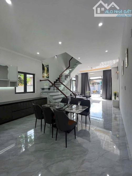 Nhà TO (6x40m) Gần Chợ Mai Hắc Đế ! Giảm Sốc 300 Triệu - Xây 2Tầng Kiên Cố | Full Nội Thất - 11