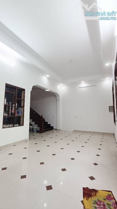 Cần Bán Nhà 3 tầng 80m2 View Hồ Cực Đẹp - 11