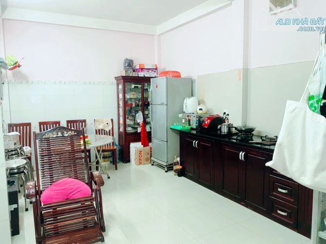 BÁN NHÀ GẦN CỘNG HOÀ MTKD HẺM XE HƠI THÔNG THU NHẬP 50TR 4TẦNG 130M2 NGANG 6.4 GIÁ 20.X TỶ - 1