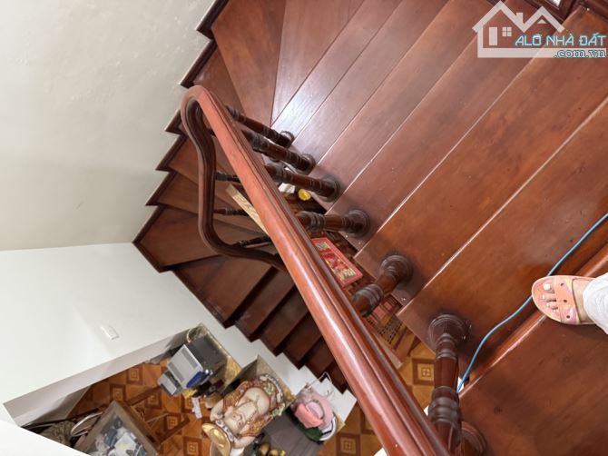 Bán mảnh đất Cầu Giấy xây CCMN gần ô tô 100m mặt tiền rộng 6.5m giá 22 tỷ - 1