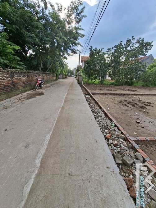 BÁN 83M LÔ GOC 2 MẶT TIỀN -Ô TÔ TRÁNH THÔNG - 1.8 TỶ - 1