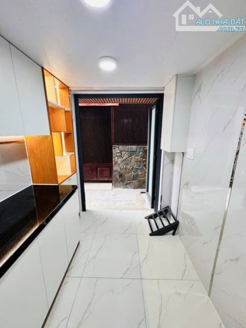 Nhà SHR Vuông 3 tầng 2PN 10m2 – Quang Trung Gò Vấp - 1