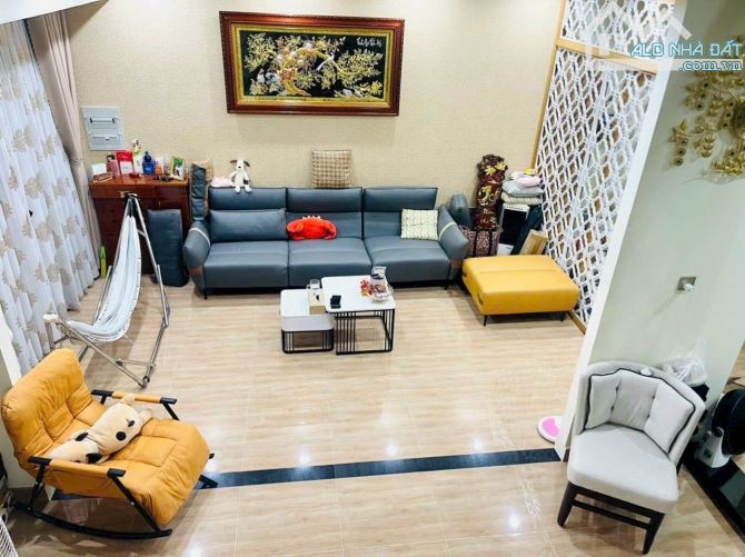 Bán Nhà 1 Trệt 2 Lầu Hẻm Oto Xô Viết Nghệ Tĩnh 75.8M2 (7.24x10.5) - Giá: 7.3Tỷ - 1